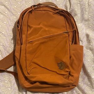 Raven 28 Fjallraven Kanken-style Backpack in Rust Orange